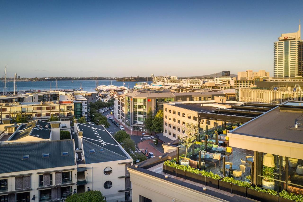 Hotel QT Auckland Exterior foto View of the East Village