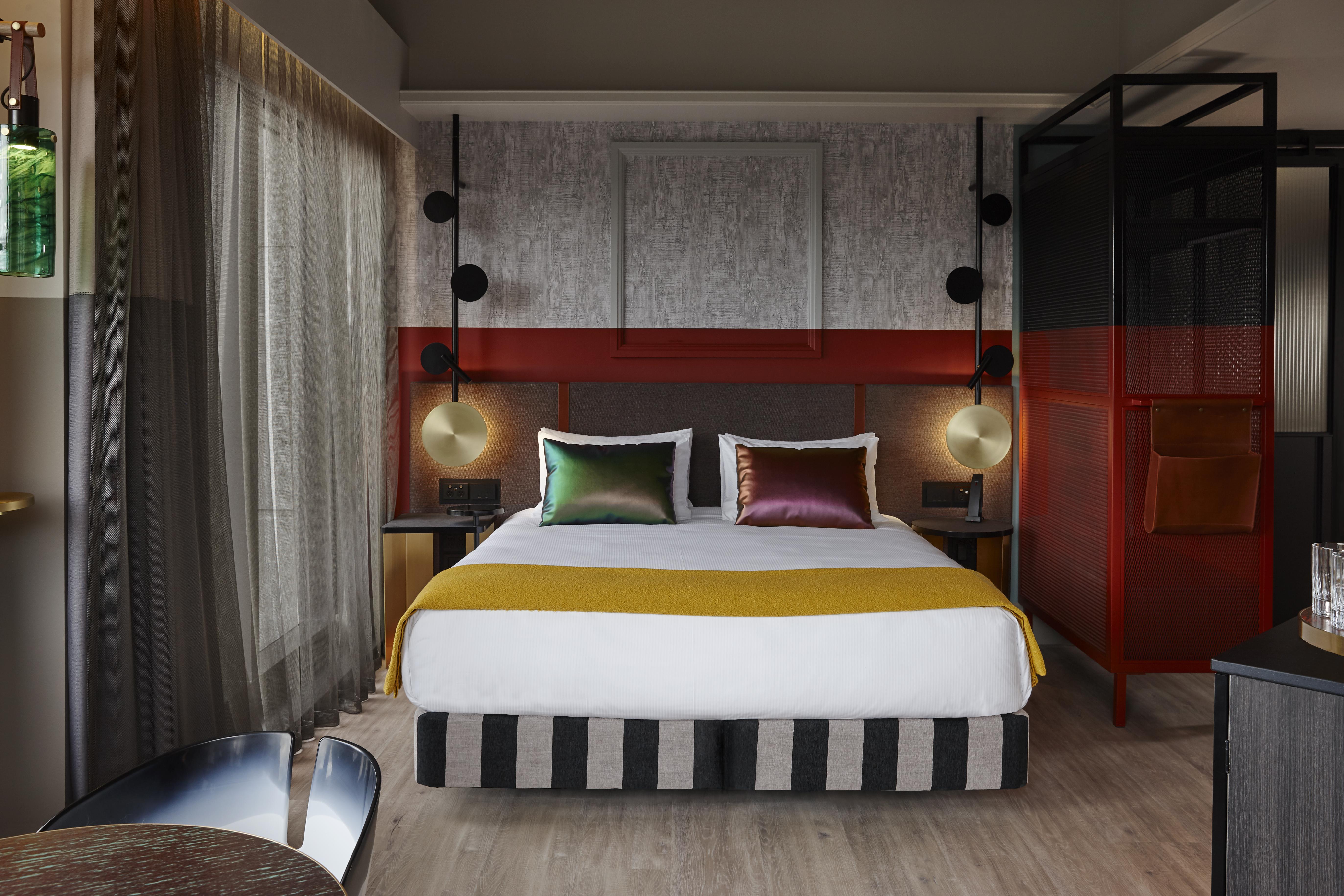 Hotel QT Auckland Exterior foto A bedroom at the hotel